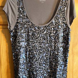 short sleeve top sixe L